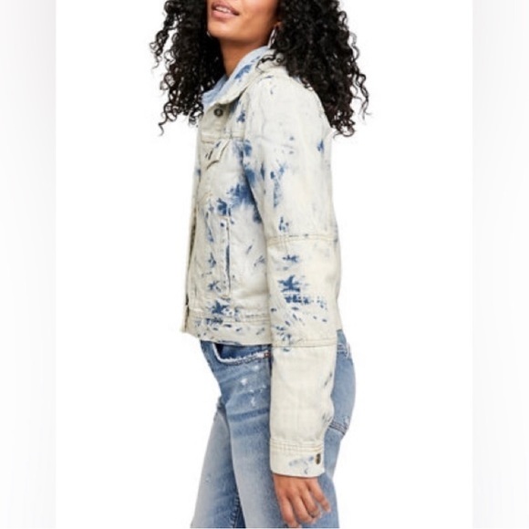 π₯³HPπ₯³ Free People Rumors Denim Jacket Jones Tie Dye Blue - Picture 2 of 11